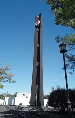 三権分立の時計塔